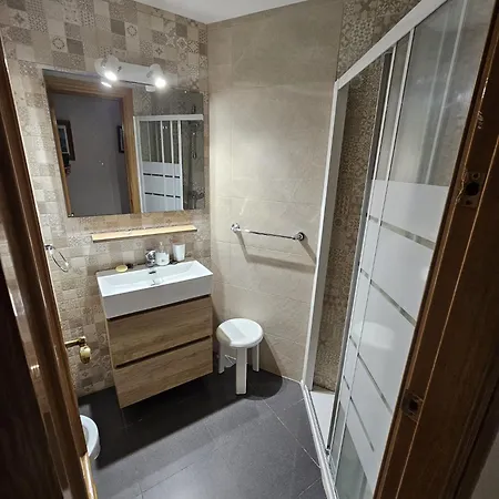 Moliere 1 Apartment